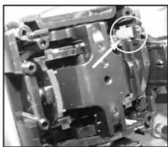 ROBBE FUTABA T6EXP - Rückwand wie vorstehend beschrieben abnehmen: - 3