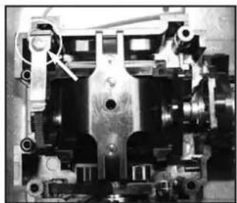 ROBBE FUTABA T6EXP - Rückwand wie vorstehend beschrieben abnehmen: - 2