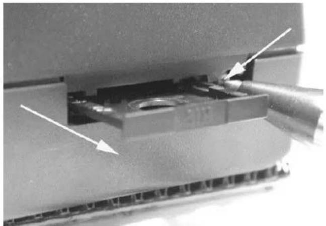 Haas+Sohn LUCCA-RLU - 10.3..2 Einlegen der SIM Karte in das GSM Modul - 1