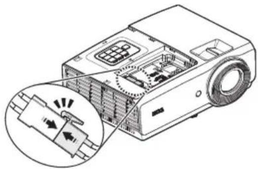 BENQ SU754 - Replacing the lamp - 13