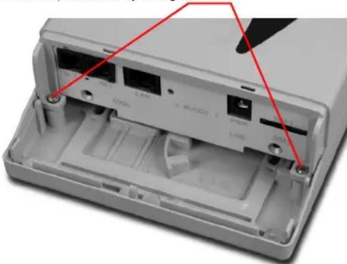 Digicom 3G SOHO - To connect the battery backup: - 1