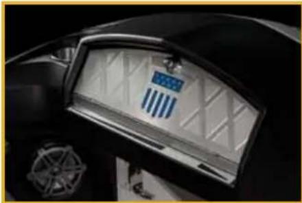 MASTERCRAFT X30 - Glove Box - 1
