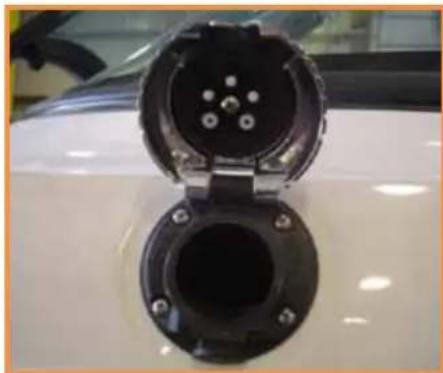 MASTERCRAFT X30 - Inspect the Complete Fuel System for Leakage and Change Fuel Filter - 2