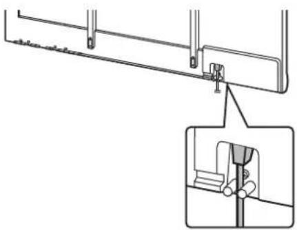 PANASONIC UB-T761 - Je nach Position der Steckdose führen Sie das Netzkabel auf einem der in den folgenden Abbildungen gezeigten Wege. - 1