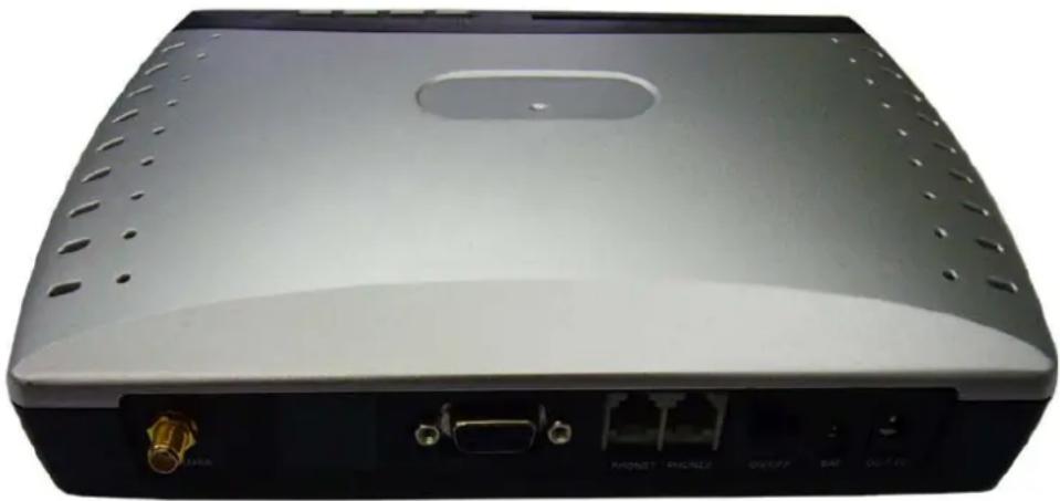 Ansel 7004 - Rear panel and interfaces - 1