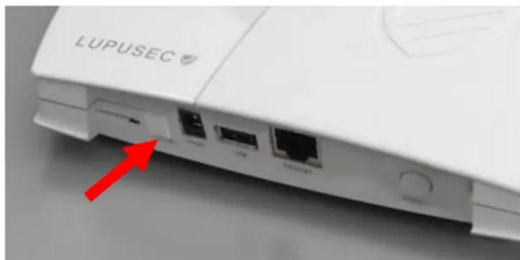 Lupus Electronics 12048 - Die Zentrale anschließen - 1