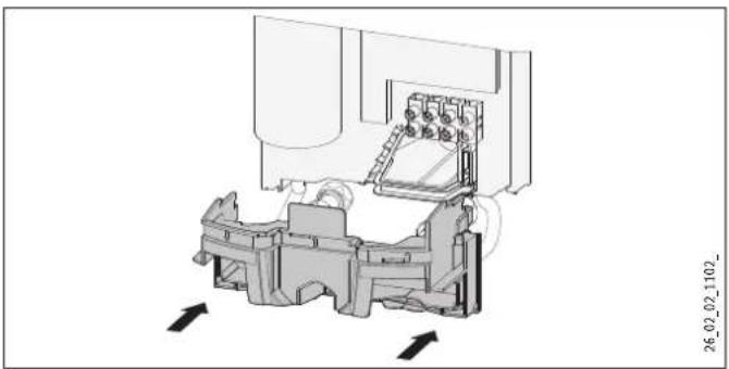 STIEBEL ELTRON DHB-E 13 A - Fitting the lower back panel - 1