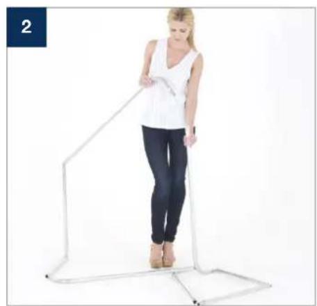 Lastolite LL LB7621 - Setting up the Panoramic Background - 2