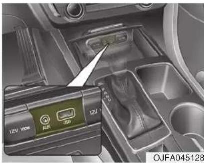 KIA Optima PHEV (2017) - WARNING - Distracted driving - 1
