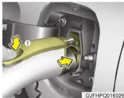 KIA Optima PHEV (2017) - CHARGING THE PLUG-IN HYBRID VEHICLE (CONT.) - 1