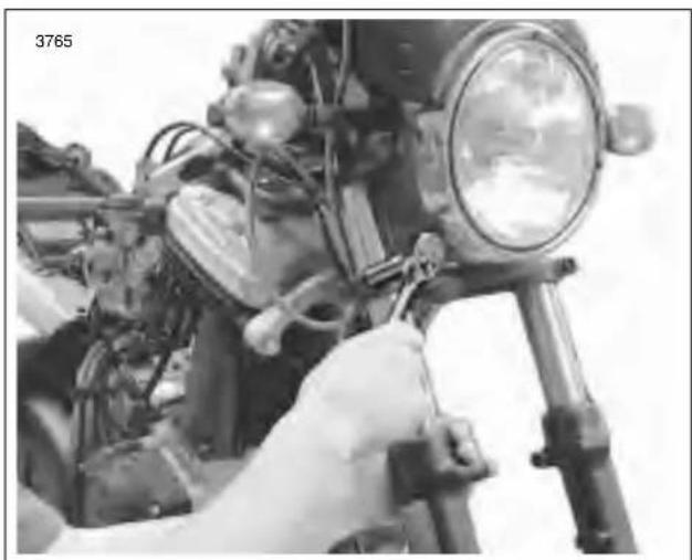 BUELL Blast (2004) - REMOVAL - 2