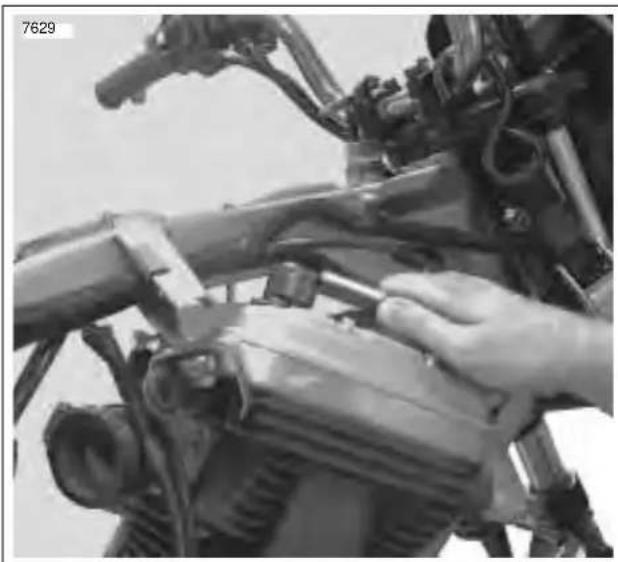 BUELL Blast (2004) - WARNING - 1