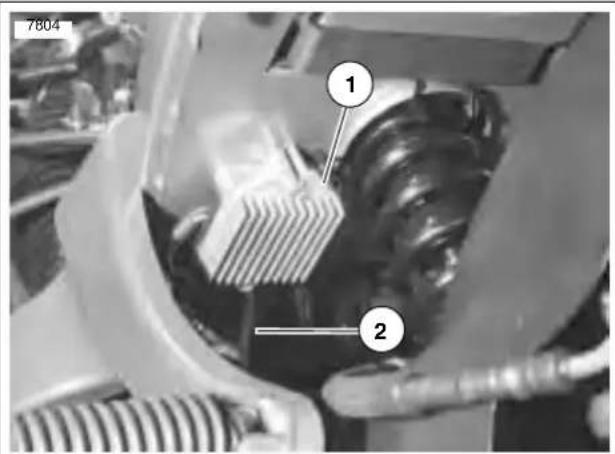 BUELL Blast (2004) - Voltage Regulator Inspection - 1