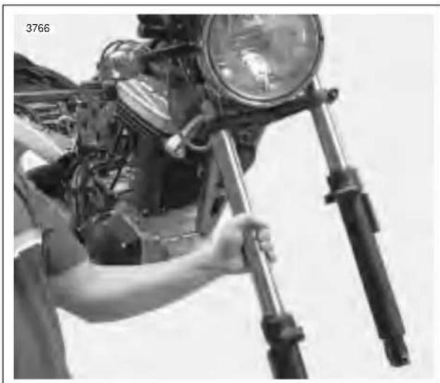 BUELL Blast (2004) - REMOVAL - 3