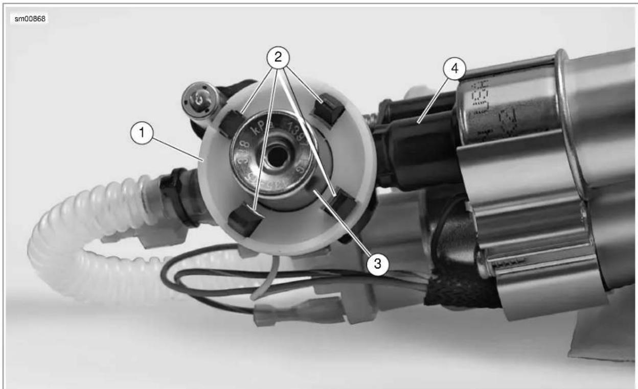 BUELL XBR Firebolt (2009) - Fuel Pressure Regulator Replacement - 1