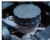 Royal Enfield Continental GT (2014) - BRAKE FLUID - 2