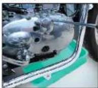 Royal Enfield Continental GT (2014) - ENGINE - OIL CHANGE - 2