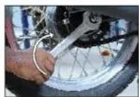 Royal Enfield Continental GT (2014) - CAUTION : - 2
