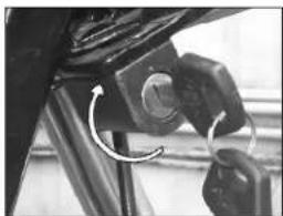 Royal Enfield Bullet 350 Twinspark (2014) - STEERING LOCK - 1
