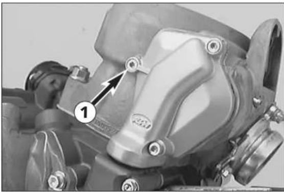 KTM 300 MXC (2002) - Dismounting of cylinder head, cylinder and piston - 2