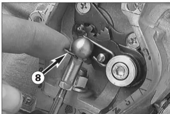 KTM 300 MXC (2002) - Adjusting control flap (dimension "Z") - 3