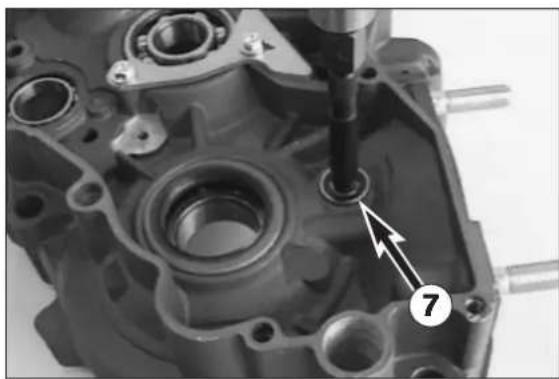 KTM 300 MXC (2002) - Engine housing - 4