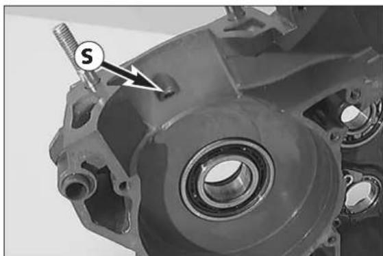 KTM 300 MXC (2002) - Engine housing - 5