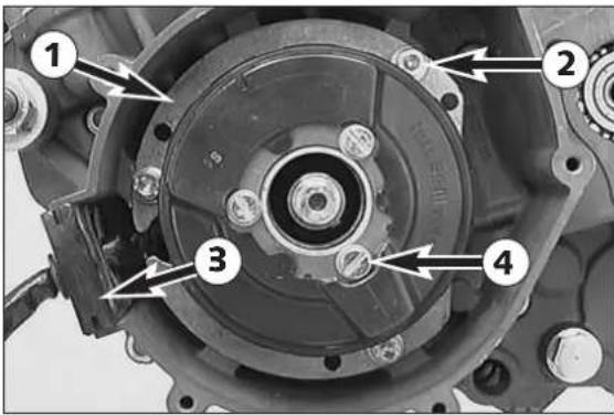KTM 300 MXC (2002) - Mounting the ignition (Kokusan) - 3
