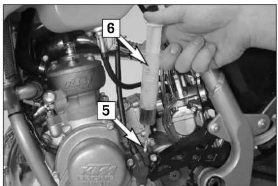 KTM 85 XC (2009) - ! CAUTION - 1