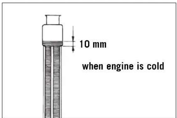 KTM 85 XC (2009) - Adjusting the throttle cable\* - 4