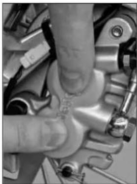 KTM 125 SXS (2007) - ! CAUTION - 1