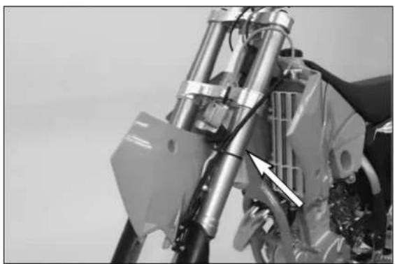 KTM 250 XC-F (2007) - Changing the fork offset (caster) (XC, EXC SIXDAYS) \* - 2