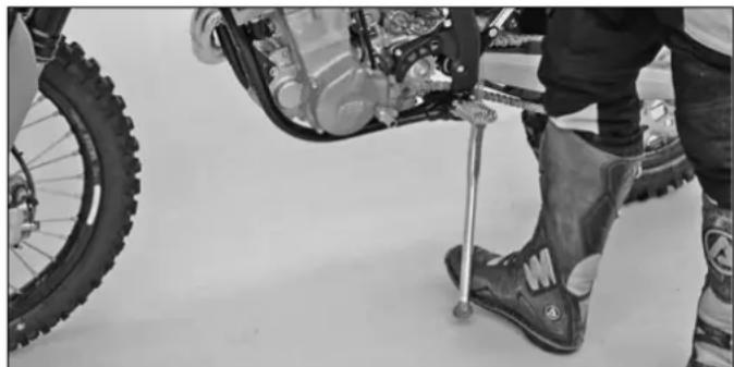 KTM 250 XC-F (2007) - ! CAUTION - 1
