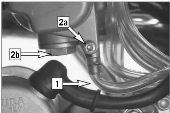 KTM 250 XC-F (2007) - Checking the float level (float height) \* - 1