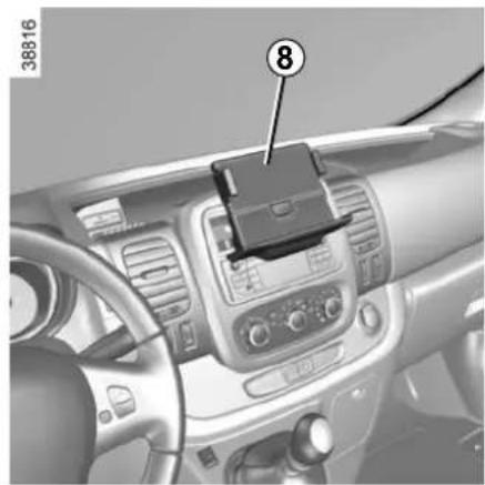 RENAULT Talisman (2015) - PASSENGER COMPARTMENT STORAGE, FITTINGS (3/9) - 2
