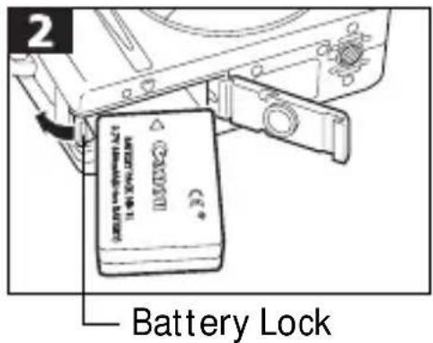 CANON PowerShot S300 - Installing the Battery Pack - 2