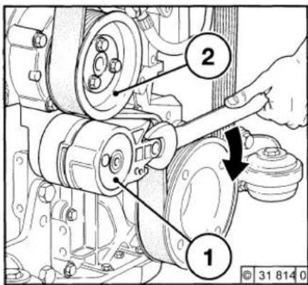 Deutz 2012 - Replace V-belts - 3