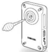 SAMSUNG HMX-W300BP - Reinigen des Geräts reinigen - 2