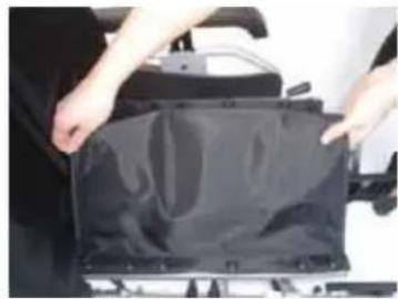 Van Os Excel Globetraveller 8 - Invouwen van de rolstoel - 2