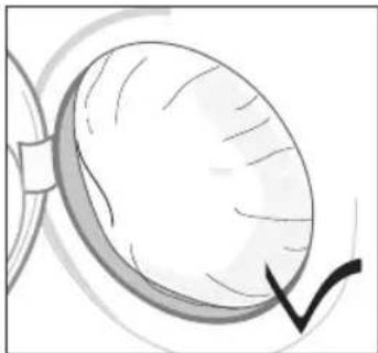 SAMSUNG Q1657AT - Cautions in Putting Duvet in the Drum - 3