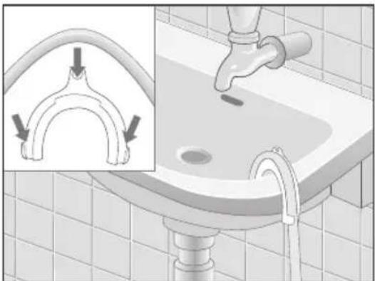 SAMSUNG Q1657AT - Over the edge of a wash basin - 1