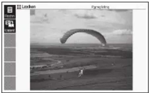 Lexicon Paragliding (-alardin), Gleitsegeln, Gleitschimfliegen, KOR das Fliegen mit spedellen Fallschirmen, die den Paragleiter bei günstigen Windvorhältnissen von Bergleuppen ganft ins Tal tragen gesteuert und gebrenst wird mit zwei Steuerleinen, der Start erfolgt durch Abwartalaufen des Sportlers, damit sich der Schim mit Wind fullt.