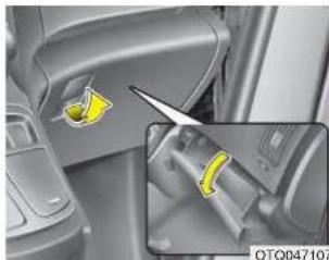 HYUNDAI H-1 Grand Starex (2008) - VORSICHT - Brennbare Materialien - 1