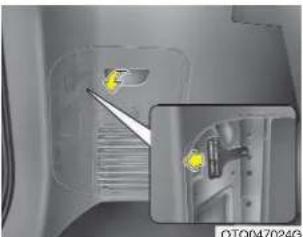 HYUNDAI H-1 Grand Starex (2008) - ⚠️ ACHTUNG - 1