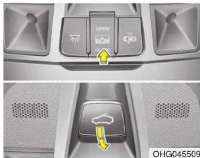 HYUNDAI Azera (2016) - When the sunshade is opened - 1