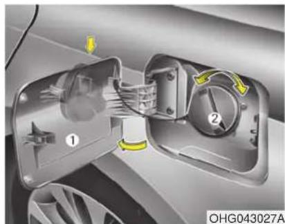HYUNDAI Azera (2016) - Opening the fuel filler lid - 1
