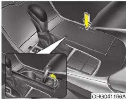 HYUNDAI Azera (2016) - INTERIOR FEATURES - 1