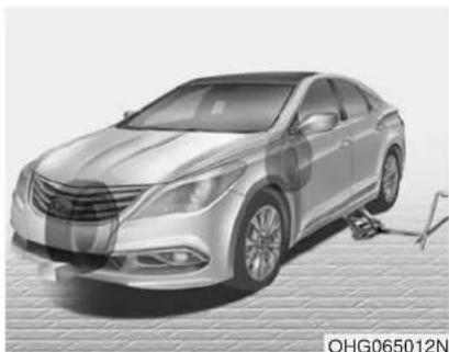 HYUNDAI Azera (2016) - Changing tires - 1