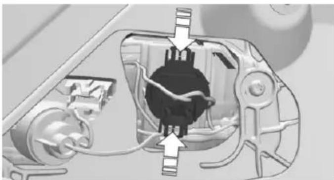 BMW 650i Gran Coupe (2015) - Inside brake lamp - 1