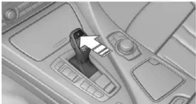 BMW 650i Gran Coupe (2015) - Engaging selector lever positions - 4